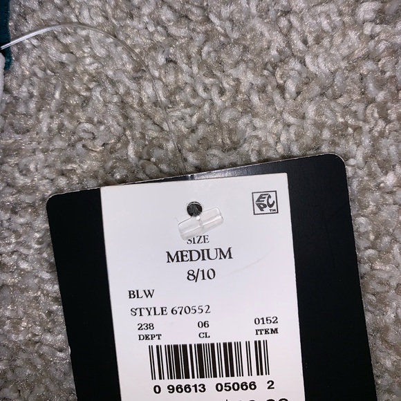 BRAND NWT Aqua Green Black & White Swim top sz M - Picture 8 of 15